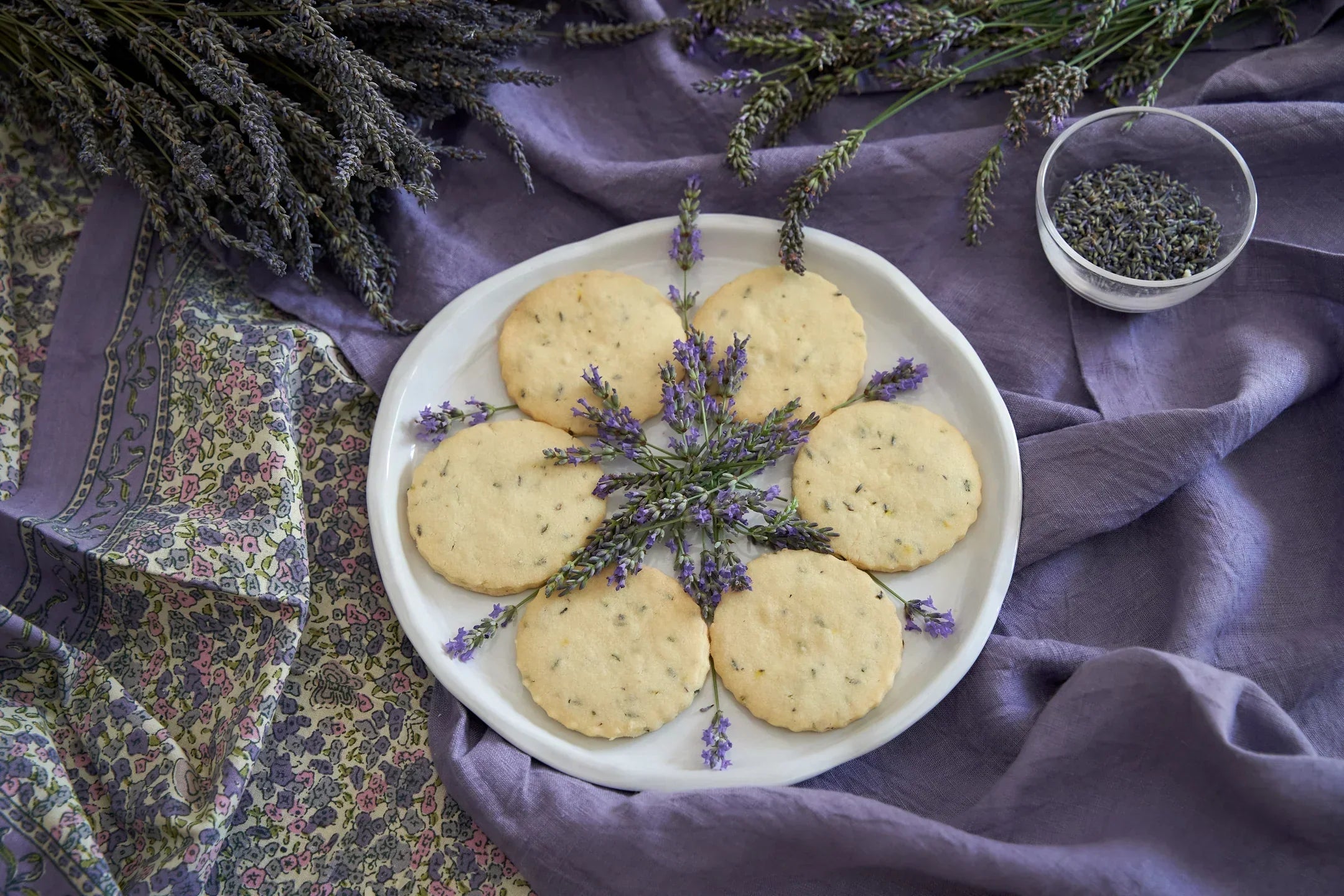 Lavender recipes from Provence by Emilie Johnson